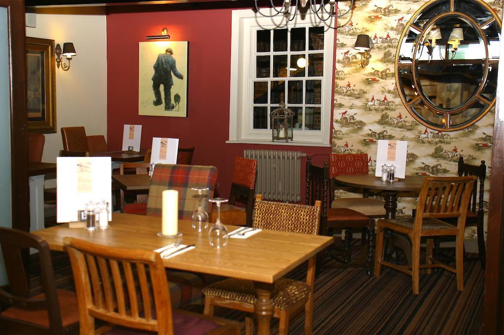The Bear Hotel By Greene King Inns Hungerford Esterno foto