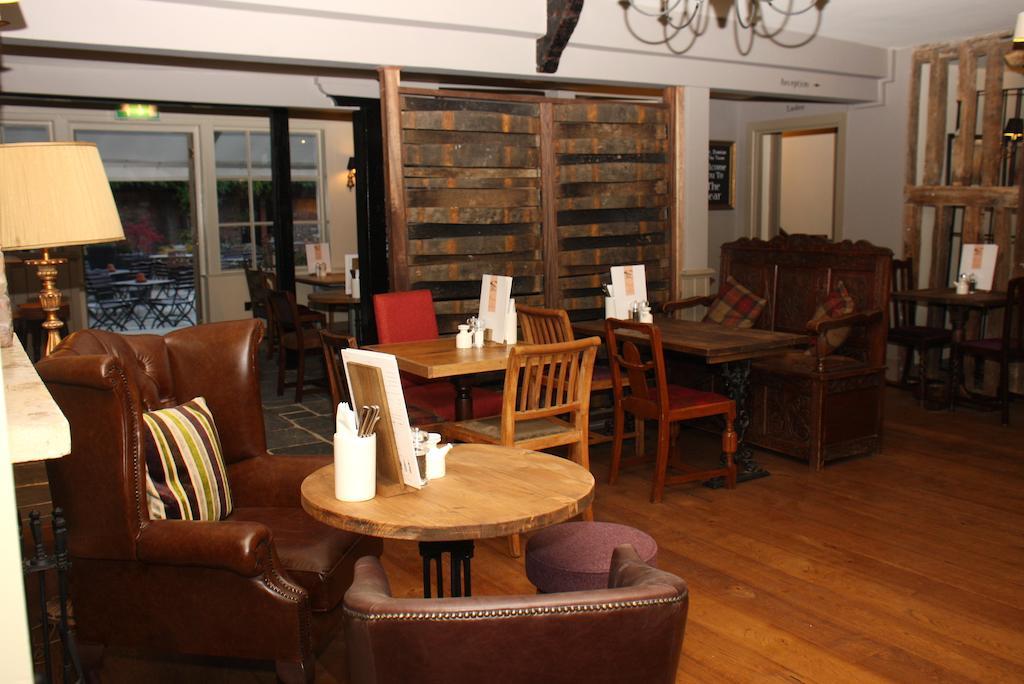 The Bear Hotel By Greene King Inns Hungerford Esterno foto