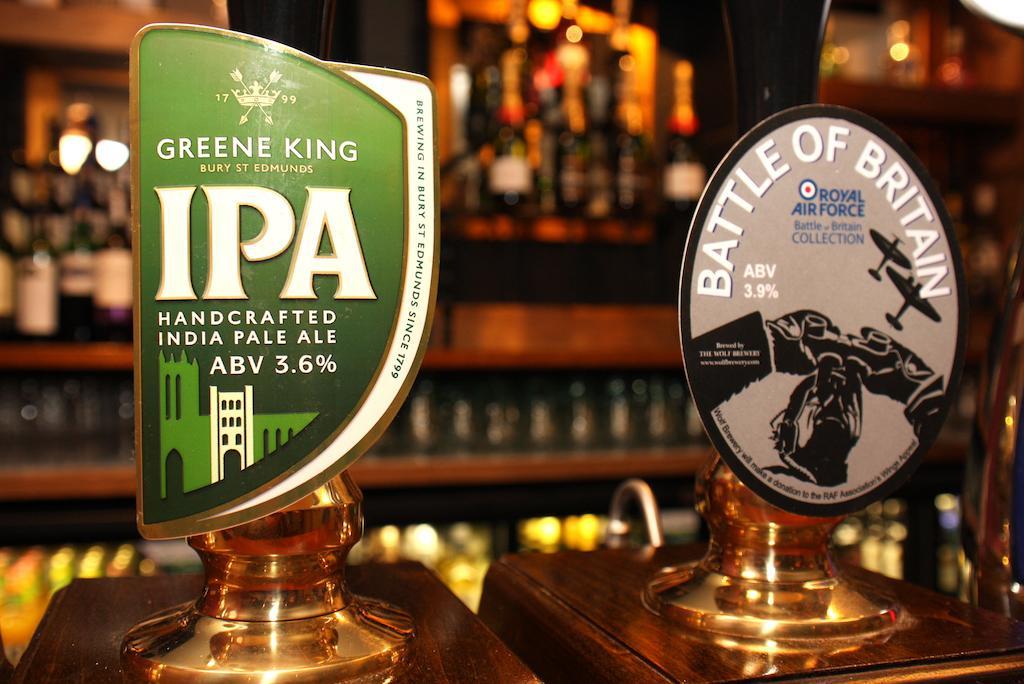The Bear Hotel By Greene King Inns Hungerford Esterno foto