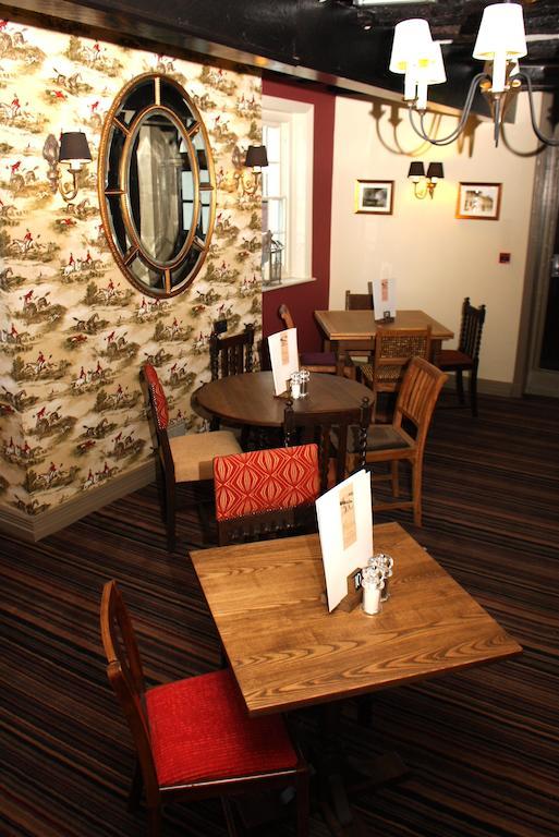 The Bear Hotel By Greene King Inns Hungerford Esterno foto