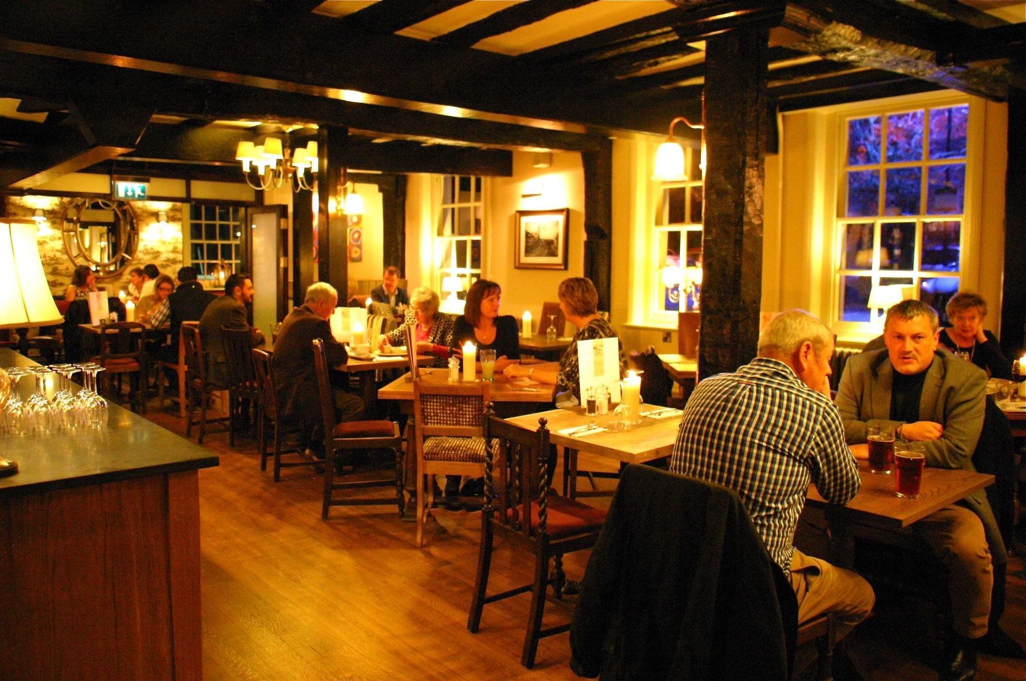 The Bear Hotel By Greene King Inns Hungerford Ristorante foto