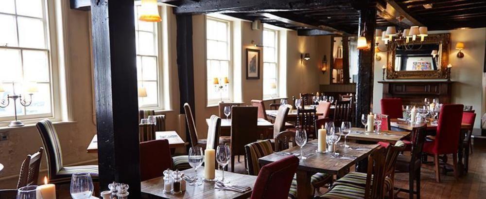 The Bear Hotel By Greene King Inns Hungerford Esterno foto