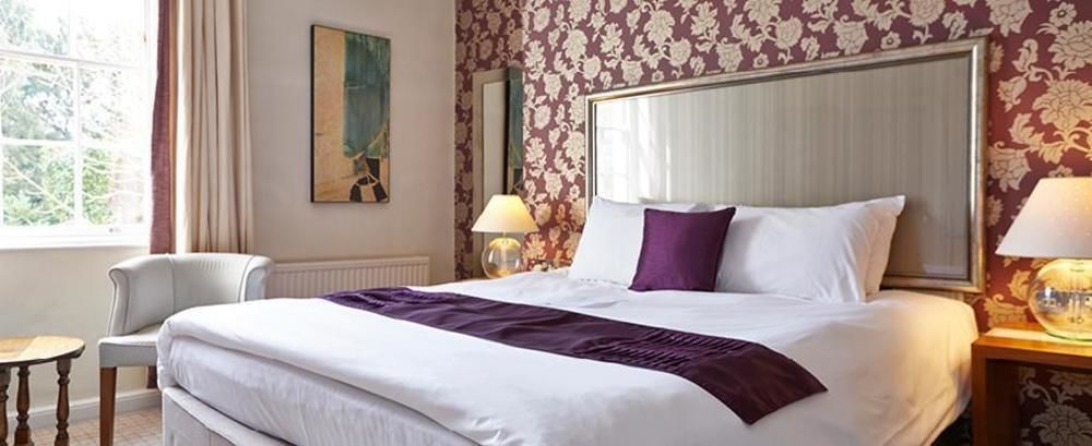 The Bear Hotel By Greene King Inns Hungerford Esterno foto